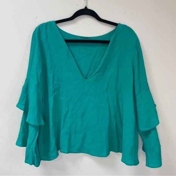 Topshop  Emerald green flutter sleeve blouse‎ 10 - Picture 1 of 5